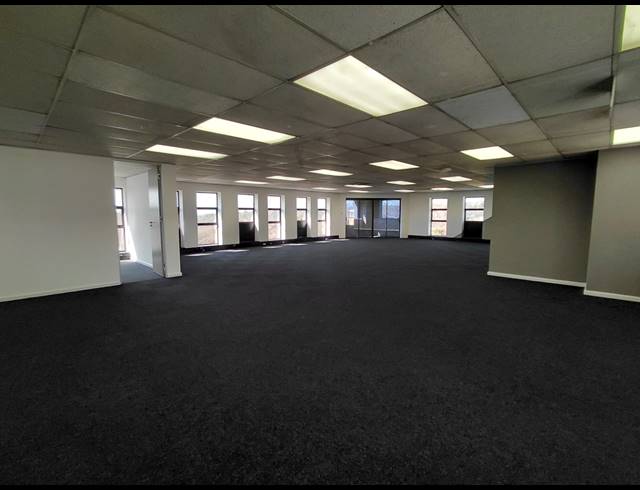 399M² OFFICE TO LET IN HURLINGHAM